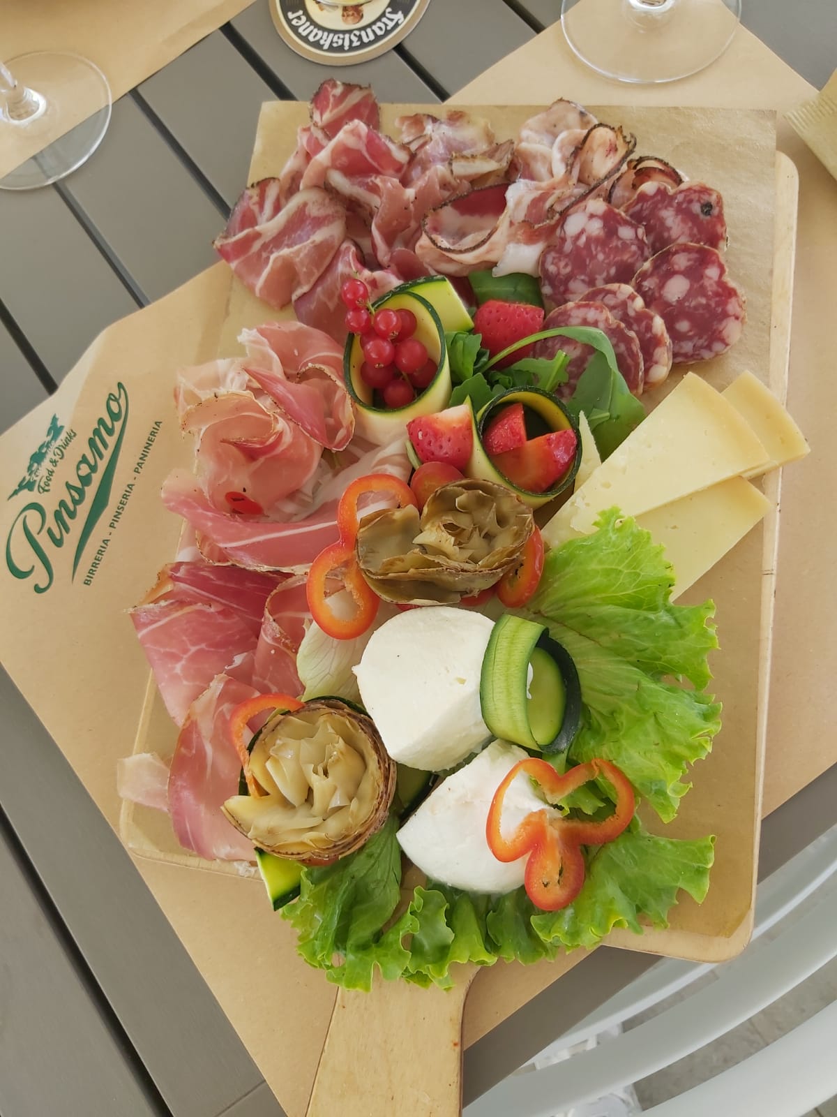 Taglieri prodotti tipici.
